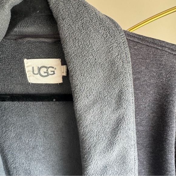 UGG Other - UGG grey robe with pockets